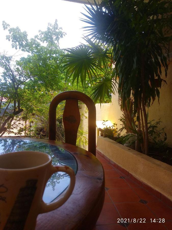 Room In Guest Room - Padrinos Hostal La Paz Full House Ngoại thất bức ảnh